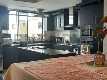 En Venta departamento sector La Carolina