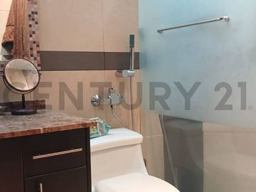 En Venta departamento sector La Carolina
