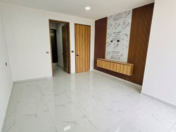 Casa en venta con roof garden y recámara en planta baja en Coatepec
