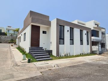 Casa en VENTA en LOMAS RESIDENCIAL