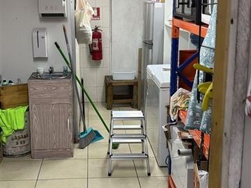 Local Comercial en Venta en Walker Martinez con Alonso Ercilla
