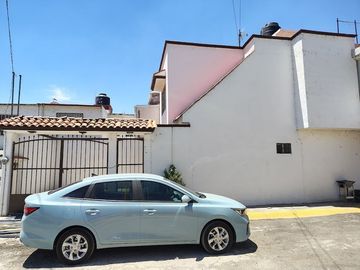 Casa 3 Rec. Ampliada, en En Ex Rancho San Dimas, a 10 minutos de Metepec.