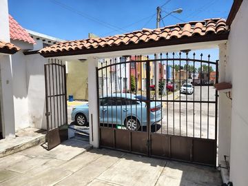 Casa 3 Rec. Ampliada, en En Ex Rancho San Dimas, a 10 minutos de Metepec.