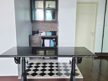 2 Bedrooms 3 Bath - Condo For Sell