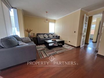 Venta de Hermosa casa en condominio en Peñalolén