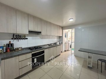 Amplio y Moderno  Departamento 3 Dormitorios en Camino Cintura