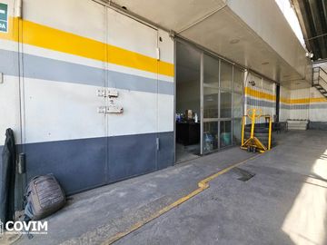 Casa y Local en Venta en Av. Venezuela