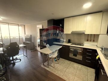 Excelente Departamento con Hall de entrada