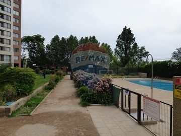 Excelente Departamento con Hall de entrada