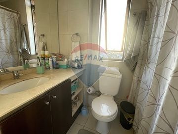 Excelente Departamento con Hall de entrada