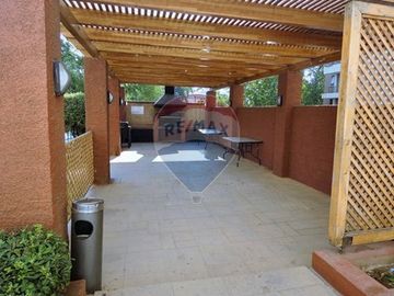 Excelente Departamento con Hall de entrada
