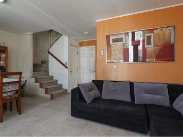 Casa en La Florida: espacio y comodidad