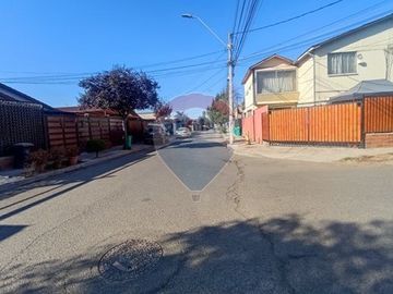 ¡Exclusiva! Casa en Nemesio Antúnez