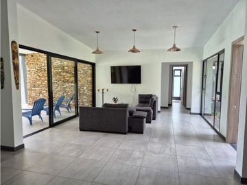 VENTA DE HERMOSA FINCA EN PARCELACIÓN EL LIMONAR GIRARDOTA