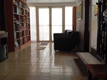 SE VENDE RESIDENCIA  2730 M2 UBICADO EN CIRCUITO DE LOS DUENDES CABAÑAS