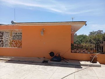 SE VENDE RESIDENCIA  2730 M2 UBICADO EN CIRCUITO DE LOS DUENDES CABAÑAS
