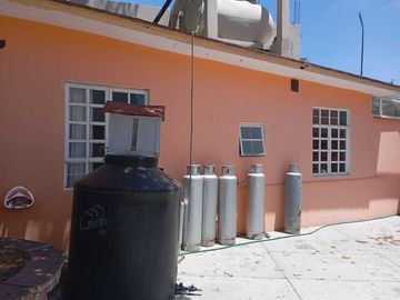 SE VENDE RESIDENCIA  2730 M2 UBICADO EN CIRCUITO DE LOS DUENDES CABAÑAS