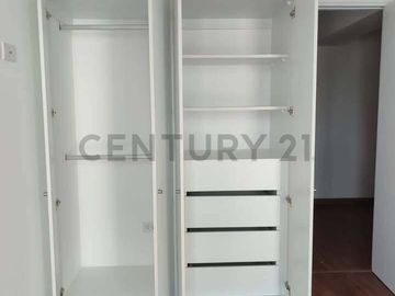 Impecable departamento en venta en Linsidro con opción de cochera + deposito