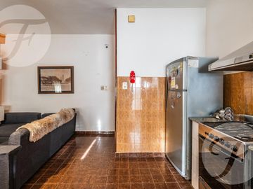 APTO CRÉDITO HIPOTECARIO - Departamento de 2 ambientes con cochera y luz natural – USD 46.000