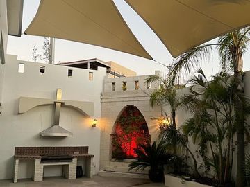 Casa en Venta a un Paso de Vista Real, Colinas del Bosque