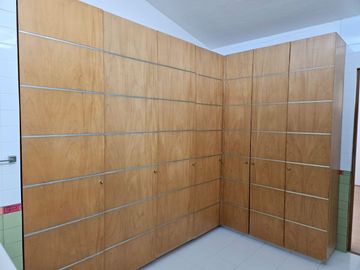 Casa en Venta a un Paso de Vista Real, Colinas del Bosque