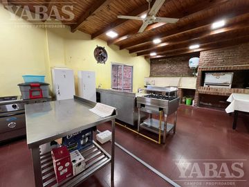 VENTA - CASA   LOCAL - 3 de febrero 160 - San Pedro - IDEAL PARA EMPRENDIMIENTO