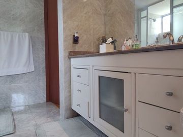 EXCELENTE DEPARTAMENTO A LA VENTA EN PRIVILEGE (V)