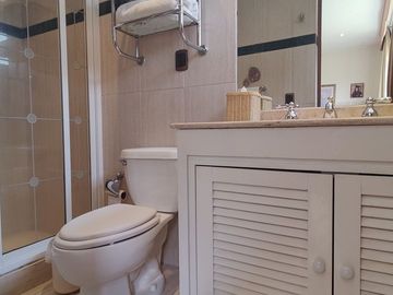 EXCELENTE DEPARTAMENTO A LA VENTA EN PRIVILEGE (V)