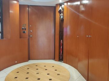 EXCELENTE DEPARTAMENTO A LA VENTA EN PRIVILEGE (V)