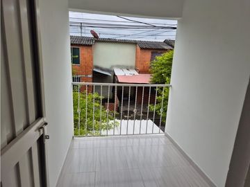 Se vende Casa de 3 plantas en Chapinero Sur, Palmira - Valle del cauca