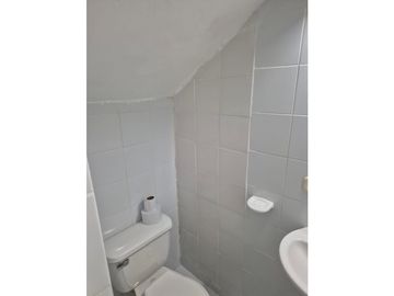 Se vende Casa de 3 plantas en Chapinero Sur, Palmira - Valle del cauca