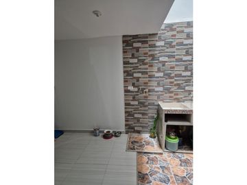 Se vende Casa de 3 plantas en Chapinero Sur, Palmira - Valle del cauca