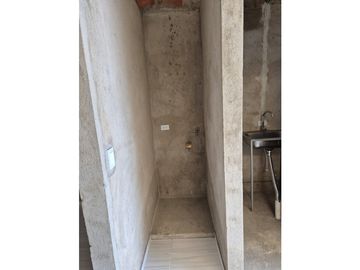 Se vende Casa de 3 plantas en Chapinero Sur, Palmira - Valle del cauca