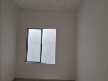 Se vende Casa de 3 plantas en Chapinero Sur, Palmira - Valle del cauca