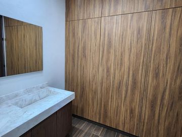 Casa en Venta en Club de Golf de Golf Altozano