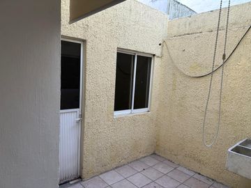 Virreyes, casa en coto, 3 recámaras, a 15 minutos de Plaza Galerías