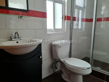 Casa en Rinconada de la Herradura Huixquilucan, Edomex