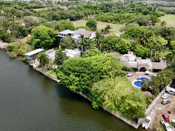 Residencia de lujo en venta con acceso al río
