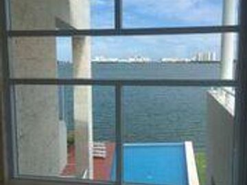 Casa en Venta en Isla Bonita, Isla Dorada