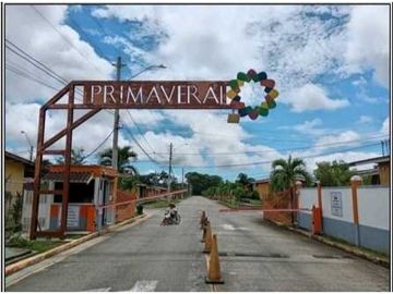CASA EN VENTA BRISAS DE ARRAIJAN PH PRIMAVERA