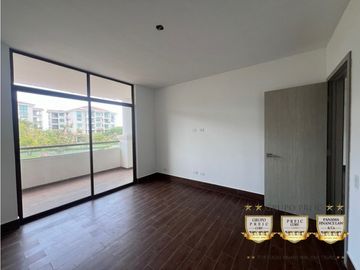 Venta de Apartamento Nuevo 167 mts2 en Costa Sur PH Costamare.
