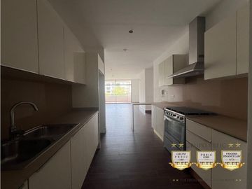 Venta de Apartamento Nuevo 167 mts2 en Costa Sur PH Costamare.