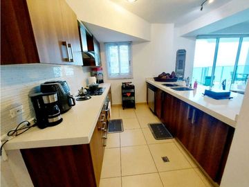 VENTA APARTAMENTO CON VISTA AL MAR EN PUNTA PACFICA PH OASIS