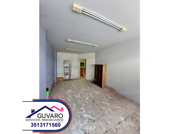 Se Vende Imponente Local en Alberdi de 2 Plantas