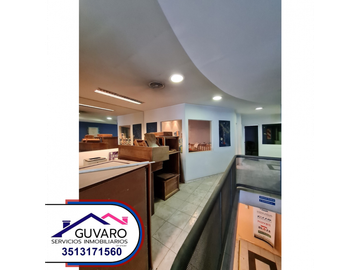 Se Vende Imponente Local en Alberdi de 2 Plantas