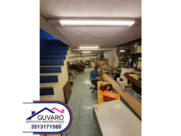 Se Vende Imponente Local en Alberdi de 2 Plantas