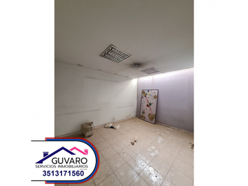 Se Vende Imponente Local en Alberdi de 2 Plantas