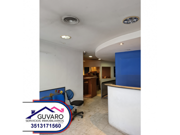 Se Vende Imponente Local en Alberdi de 2 Plantas