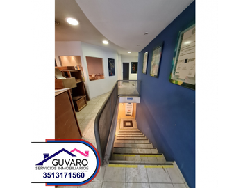 Se Vende Imponente Local en Alberdi de 2 Plantas