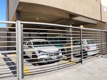 Departamento en venta de 2 dormitorios c/ cochera en Pedro Pico